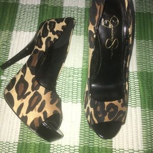 Jessica Simpson leopard print heels